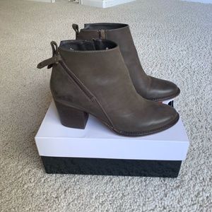 Blondo Nivada booties